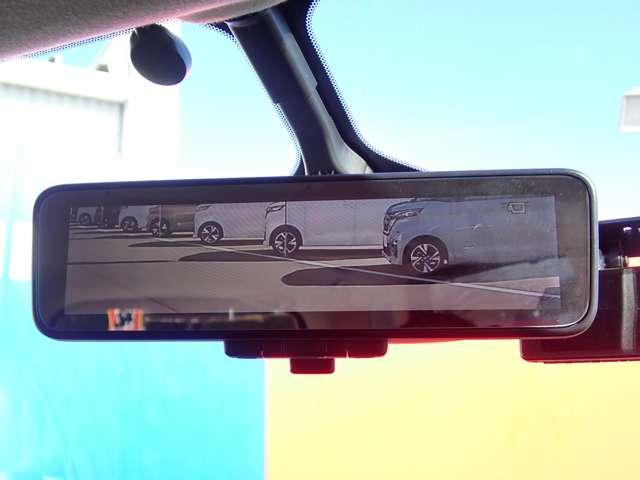 セレナ ２．０　Ｘ　両側オートスライドドア　後席モニター　３６０度カメラ　ＬＥＤライト　禁煙　インテリジェントキー　サイドカメラ　Ａストップ　パークアシスト　ＥＴＣ　レーンキープ　記録簿　キーレス　メモナビ　ワンセグテレビ　パワーウインドウ　ナビＴＶ　ＡＢＳ（9枚目）