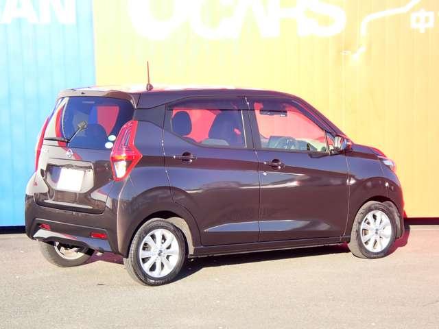 デイズ ６６０　Ｘ　純正メモリーナビ　インテリジェントキー　アラウンドＭ　踏み間違え防止　禁煙　スマートキー　イモビライザー　バックカメラ　ＥＴＣ　レーンキープ　アイドリングストップ　キーレス　フルオートエアコン　ナビＴＶ　ＷＡＢ　記録簿　運転席エアバック（2枚目）