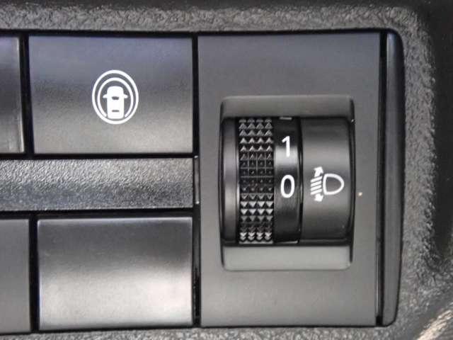 デイズ ６６０　Ｘ　純正メモリーナビ　インテリジェントキー　アラウンドＭ　踏み間違え防止　禁煙　スマートキー　イモビライザー　バックカメラ　ＥＴＣ　レーンキープ　アイドリングストップ　キーレス　フルオートエアコン　ナビＴＶ　ＷＡＢ　記録簿　運転席エアバック（17枚目）