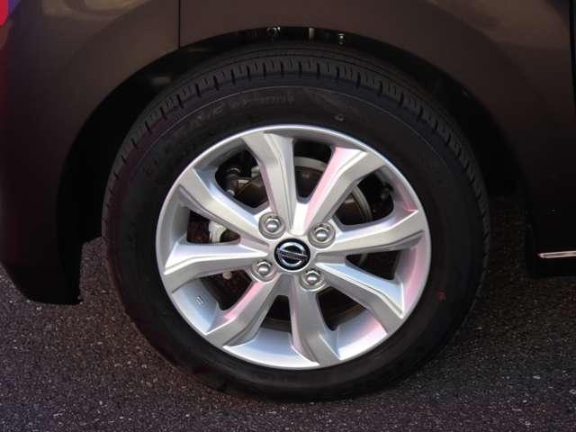 デイズ ６６０　Ｘ　純正メモリーナビ　インテリジェントキー　アラウンドＭ　踏み間違え防止　禁煙　スマートキー　イモビライザー　バックカメラ　ＥＴＣ　レーンキープ　アイドリングストップ　キーレス　フルオートエアコン　ナビＴＶ　ＷＡＢ　記録簿　運転席エアバック（28枚目）