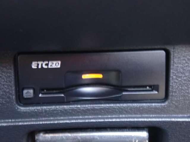 ノート １．２　Ｘ　ＮＩＳＳＡＮコネクトナビ　ＳＯＳコール　リアカメラ　衝突被害軽減ブレ－キ　全方位カメラ　ＥＴＣ付　アルミ　禁煙車　ＬＥＤヘッドライト　レーンアシスト　インテリジェントキー　ワンオーナー　ドラレコ　整備記録簿　盗難防止システム　ワンセグＴＶ（11枚目）