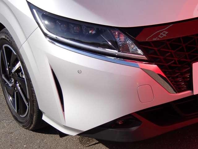 ノート １．２　Ｘ　ＮＩＳＳＡＮコネクトナビ　ＳＯＳコール　リアカメラ　衝突被害軽減ブレ－キ　全方位カメラ　ＥＴＣ付　アルミ　禁煙車　ＬＥＤヘッドライト　レーンアシスト　インテリジェントキー　ワンオーナー　ドラレコ　整備記録簿　盗難防止システム　ワンセグＴＶ（24枚目）