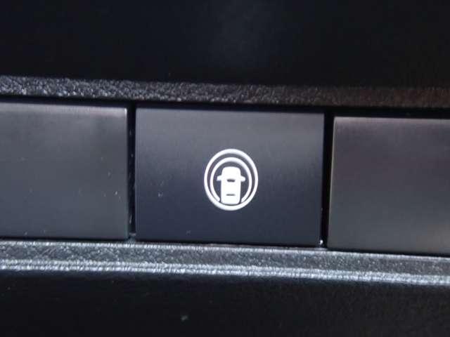 ノート １．２　Ｘ　ＮＩＳＳＡＮコネクトナビ　ＳＯＳコール　リアカメラ　衝突被害軽減ブレ－キ　全方位カメラ　ＥＴＣ付　アルミ　禁煙車　ＬＥＤヘッドライト　レーンアシスト　インテリジェントキー　ワンオーナー　ドラレコ　整備記録簿　盗難防止システム　ワンセグＴＶ（33枚目）