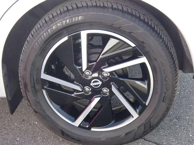 ノート １．２　Ｘ　ＮＩＳＳＡＮコネクトナビ　ＳＯＳコール　リアカメラ　衝突被害軽減ブレ－キ　全方位カメラ　ＥＴＣ付　アルミ　禁煙車　ＬＥＤヘッドライト　レーンアシスト　インテリジェントキー　ワンオーナー　ドラレコ　整備記録簿　盗難防止システム　ワンセグＴＶ（35枚目）