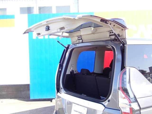 �J�[�i�r�Ɂy����s�h���S-�Q�O�z�Ƃ����͂����������d�Ԃł��z���̍ۂ͂i�q����w���瑽�����m���[������w���k���R���ł�