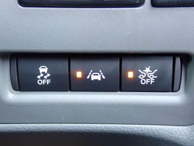 ＮＶ２００バネットバン １．６　ＧＸ　社外メモリーナビ　インテリジェントキー　前席パワーウィンドウ　盗難防止装置　運転席エアバック　衝突被害軽減ブレーキ　フルセグ　マニュアルエアコン　Ｂカメラ　アイドリングストップ　パワステ　ＡＢＳ（12枚目）