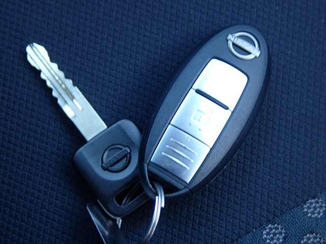 ＮＶ２００バネットバン １．６　ＧＸ　社外メモリーナビ　インテリジェントキー　前席パワーウィンドウ　盗難防止装置　運転席エアバック　衝突被害軽減ブレーキ　フルセグ　マニュアルエアコン　Ｂカメラ　アイドリングストップ　パワステ　ＡＢＳ（13枚目）