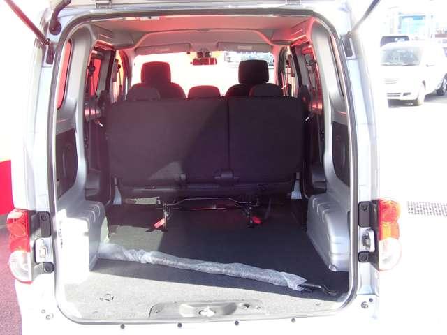 ＮＶ２００バネットバン １．６　ＧＸ　社外メモリーナビ　インテリジェントキー　前席パワーウィンドウ　盗難防止装置　運転席エアバック　衝突被害軽減ブレーキ　フルセグ　マニュアルエアコン　Ｂカメラ　アイドリングストップ　パワステ　ＡＢＳ（20枚目）