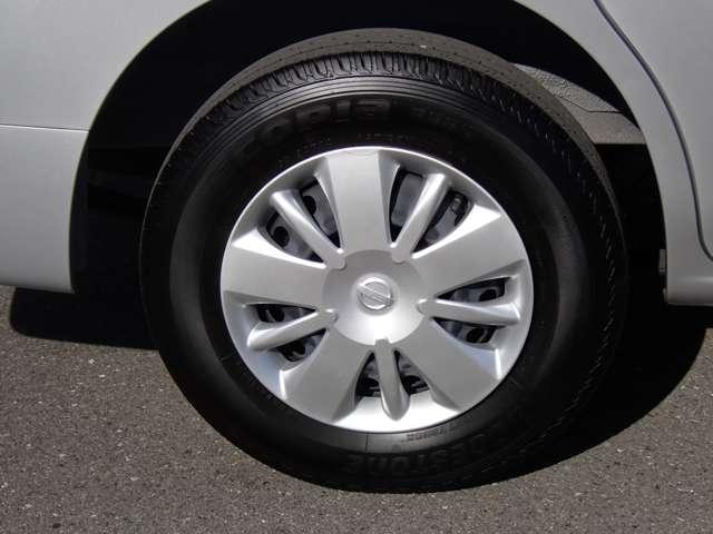 ＮＶ２００バネットバン １．６　ＧＸ　社外メモリーナビ　インテリジェントキー　前席パワーウィンドウ　盗難防止装置　運転席エアバック　衝突被害軽減ブレーキ　フルセグ　マニュアルエアコン　Ｂカメラ　アイドリングストップ　パワステ　ＡＢＳ（25枚目）