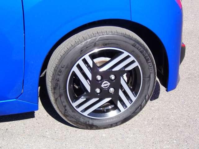 ルークス ６６０　ハイウェイスターＸ　両側オートスライドドア　ＳＯＳコール　誤発進抑制装置　アラウンドビュモニター　ワンオ－ナ－　左右パワースライドドア　ＳＲＳ　キーフリーシステム　ドライブレコーダ　地デジ　車線逸脱防止　スマートキ（37枚目）