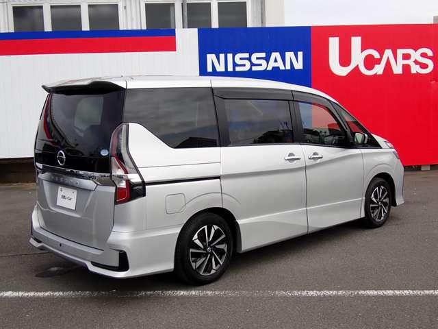 セレナ ２．０　ハイウェイスター　Ｖ　両側オートスライドドア　純正メモリーナビ　ハイビームアシスト　レーダーＣ　ＬＥＤランプ　サイドエアバッグ　アルミ　三列シート　ワンオーナー　エアバッグ　ＬＤＰ　キーフリー　ＥＴＣ　ナビＴＶ　点検記録簿（46枚目）