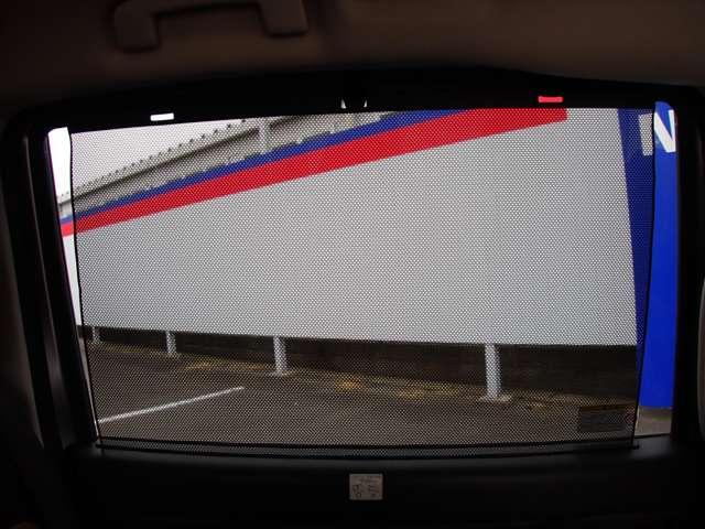 セレナ １．４　ｅ－ＰＯＷＥＲ　ハイウェイスターＶ　ＮＩＳＳＡＮコネクトナビ　後席モニター　エマ－ジェンシ－ブレ－キ　地ＴＶ　スマートキ　オートエアコン　盗難防止　レーダークルコン　シートヒーター　Ｂカメラ　車線逸脱警告　ＥＴＣ　ワンオーナー　記録簿（41枚目）