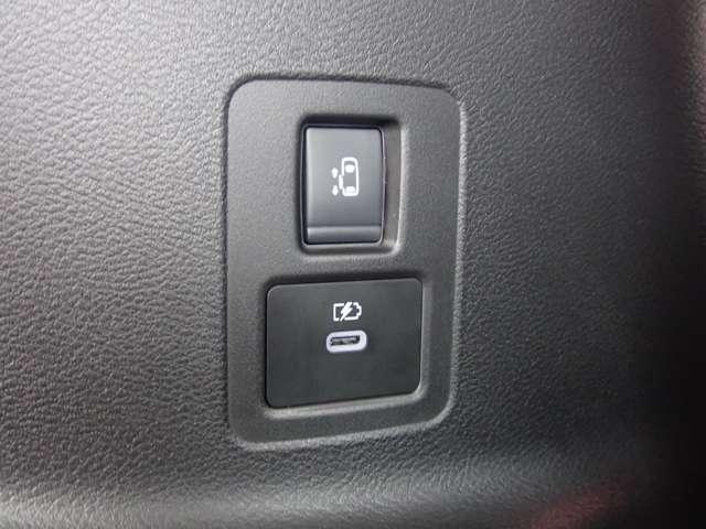 セレナ １．４　ｅ－ＰＯＷＥＲ　ハイウェイスターＶ　ＮＩＳＳＡＮコネクトナビ　後席モニター　エマ－ジェンシ－ブレ－キ　地ＴＶ　スマートキ　オートエアコン　盗難防止　レーダークルコン　シートヒーター　Ｂカメラ　車線逸脱警告　ＥＴＣ　ワンオーナー　記録簿（46枚目）