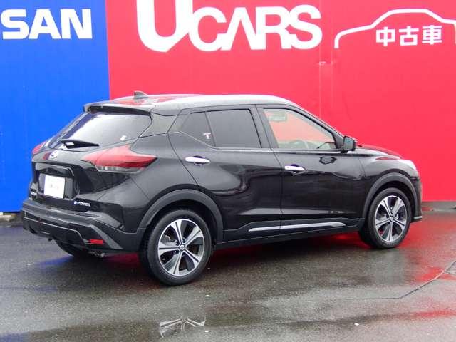 �{�f�B�[�J���[�͐l�C�́A�@�s���A�u���b�N�@�ł���