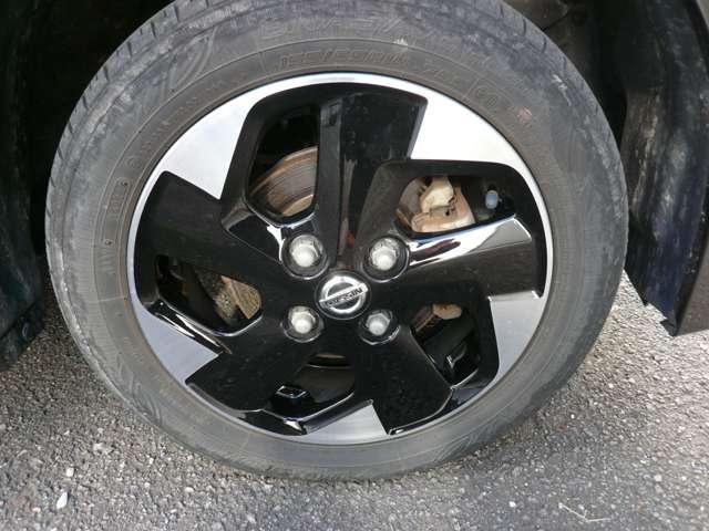 ルークス ハイウェイスター　Ｘ　６６０　ハイウェイスターＸ　４ＷＤ　アラウンドビューモニター　エマージェンシーブレーキ　インテリジェントキー　踏み間違い衝突防止アシスト　バックモニター　ブラインドモニター　車線逸脱警報　スライドドア（9枚目）