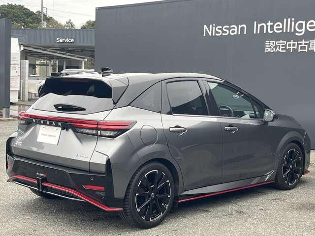 オーラ １．２　ＮＩＳＭＯ　メーカーナビ／アラモニ／プロパイ／レカロ　カーテンエアバッグ　エマブレ　禁煙　インテリキー　ＥＴＣ　ドラレコ　車線逸脱警報　ワンセグ　キーフリーシステム　ダブルエアバック　定期点検記録簿　アルミホイール　運転席エアバッグ　メモリーナビ　ＡＢＳ（3枚目）