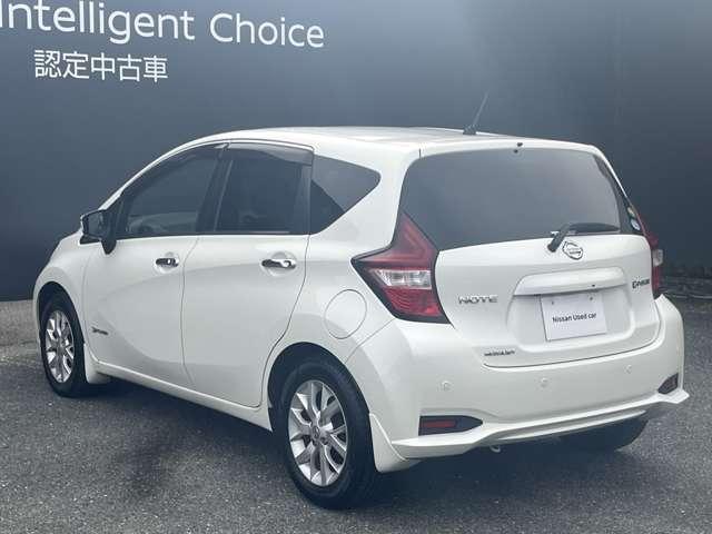 ノート 1.2 e-POWER メダリスト 純正ナビ/アラモニ/ETC/ドラレコ 被害軽減ブレーキ TVナビ 禁煙 ドライブレコーダ バックモニター インテリキー アイドリングストップ 盗難防止装置 LEDランプ 車線逸脱警報システム ワンオーナー キーフリー アルミホイール(15枚目)