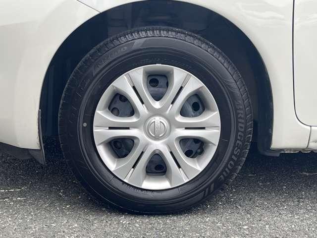 ノート 1.2 X 純正メモリーナビ/インテリキー/マニュアル 禁煙 1オーナー車 記録簿付き スマトキー セキュリティーアラーム キーレス 運転席助手席エアバッグ ナビTV ワンセグ エアコン パワーウィンドウ パワーステアリング ABS メモリーナビ(17枚目)