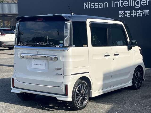 スペーシアカスタム ６６０　カスタム　ハイブリッド　ＸＳターボ　８インチ純正ナビ／全方位モニター／両側オー　両自動ドア　禁煙　前後誤発進抑制機能　アルミホイールタイヤ　ＡＣ　リアカメラ　盗難防止　スマートキー付　ＬＥＤ　ナビＴＶ　クルコン　キーフリーシステム　サイドエアバック　メモリナビ　エアバッグ　ＡＢＳ（5枚目）