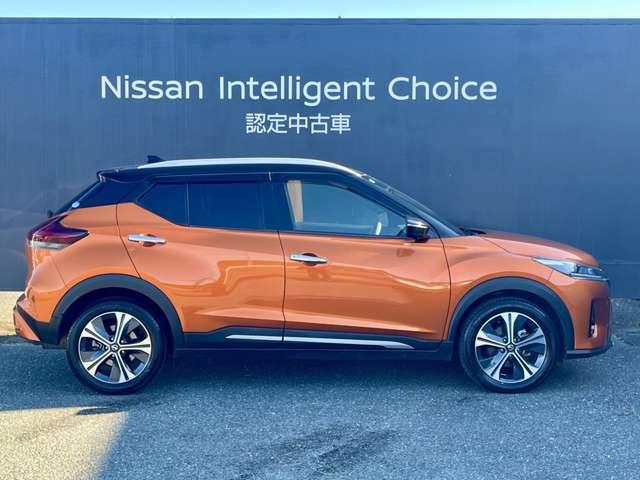 キックス １．２　Ｘ　ツートーン　インテリアエディション　（ｅ－ＰＯＷＥＲ）　純正ナビ／アラウンドモニター／プロパイ／前　エマージェンシーＢ　セキュリティ　アラウンドモニター　Ｒカメラ　ＬＥＤ　ワンオーナ　禁煙　エアコン　ドラレコ　スマートキー　記録簿　ＥＴＣ　メモリーナビ　サイドエアバック　ＡＷ　キーレス　寒冷地仕様（13枚目）