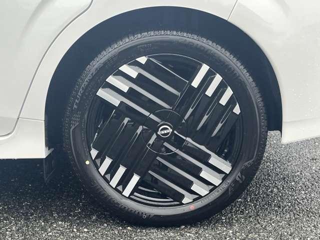 オーラ １．２　Ｇ　レザーエディション　当社社有車／メーカーナビ／ＢＯＳＥサラウンド／　ワンオーナ　追突防止　レーダークルーズ　車線逸脱警報装置　寒冷地仕様　禁煙車　ＬＥＤ　ドライブレコーダー　盗難防止　記録簿　バックモニター　ＥＴＣ　インテリジェントキー　メモリーナビゲーション　ＡＷ（20枚目）