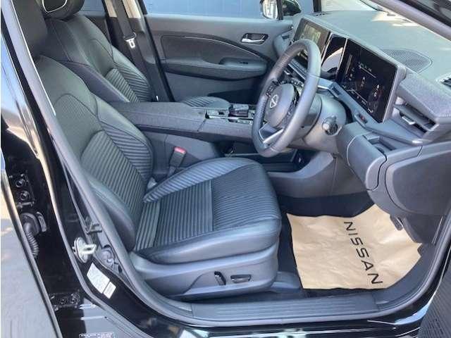 オーラ １．２　Ｇ　レザーエディション　新車保証継承・法定点検渡・純正ナビ・プロ（19枚目）