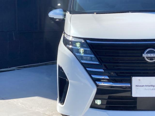 セレナ ハイウェイスターＶ　２．０　ハイウェイスターＶ　車検整備渡・日産ワイド保証・純正メモリ－ナビゲ－ション・アラウンドビュ－モニタ－・プロパイロット・シートヒ－タ－・前後ドライブレコ－ダ－・ＥＴＣ車載器・エマブレ・踏間違防止（24枚目）