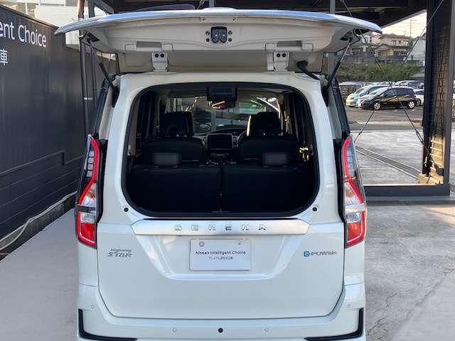 セレナ １．２　ｅ－ＰＯＷＥＲ　ハイウェイスター　Ｖ　アーバンクロム　純正ナビ・後席モニタ・衝突軽減・横滑防止（25枚目）
