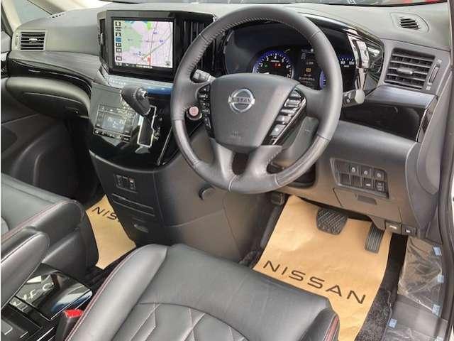 �C���e���W�F���g�@�G�}�[�W�F���V�[�u���[�L�@�ُ�����m���Փ˂̉\�������܂�ƌx���\���ƌx�����Ńh���C�o�[�֒ʒm�B�����o���Ȃ��ꍇ�͎����ً}�u���[�L�ŏՓ˂�����A���͏Փˎ��̔�Q���y�����܂��B