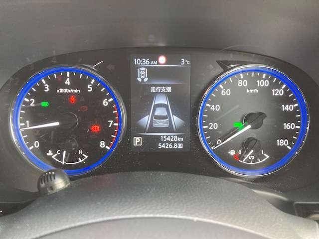 ���F���ƃf�U�C���������˔������t�@�C���r�W�������[�^�[�B�A�V�X�g�f�B�X�v���C�ɂ͔R����⑖�s�\�������l�X�ȏ���\�����鎖���\�ł��B