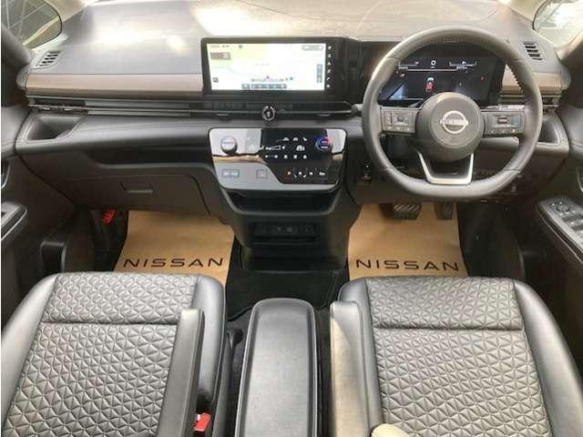 セレナ １．４　ｅ－ＰＯＷＥＲ　ハイウェイスターＶ　当社試乗車・純正ナビ・前後ドラレコ・ＥＴＣ（4枚目）