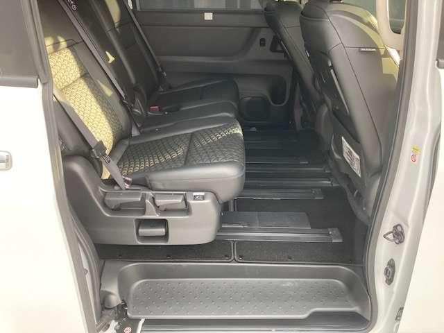 セレナ １．４　ｅ－ＰＯＷＥＲ　ハイウェイスターＶ　当社試乗車・純正ナビ・前後ドラレコ・ＥＴＣ（28枚目）