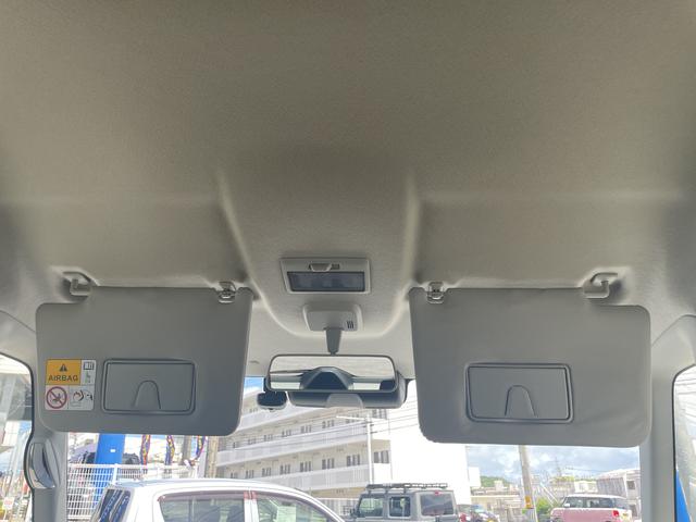 必要なときだけ下ろして使える設計のサンバイザー！視界の妨げにならず、使い勝手が良いです☆