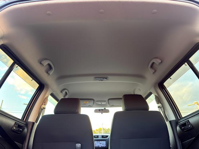 スイフト ＲＳ－ＤＪＥ　３型　ＺＣ７２Ｓ　車検２年付き　ナビ　ＥＴＣ　オートライト　クルコン（12枚目）