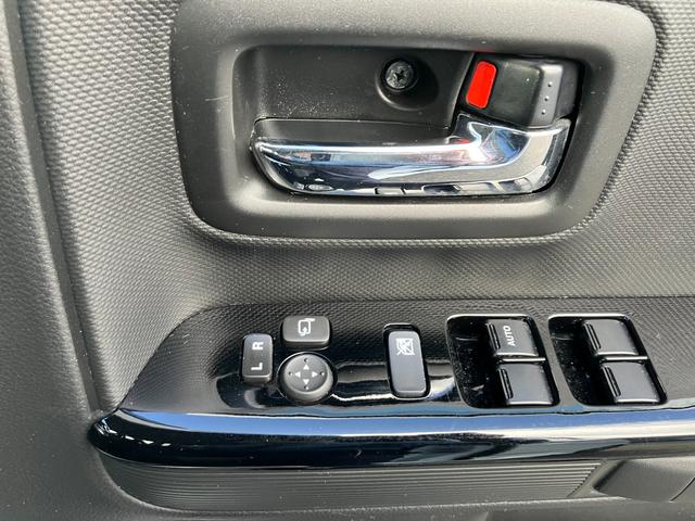 スペーシアカスタム カスタム HYBRID XSターボ MK53S オートライト Bluetooth スライドドア ナビ プッシュスタート シートヒーター オートエアコン スズキセーフティーサポート アイドリングストップ(20枚目)