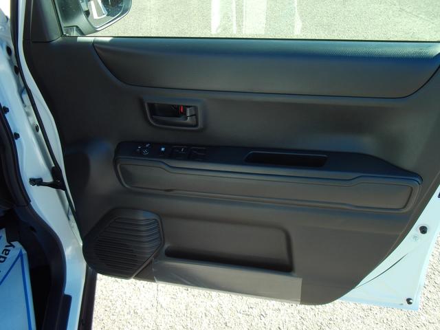 ハスラー ＨＹＢＲＩＤ　Ｇターボ　３型　オートライト　プッシュスタート　シートヒーター　オートエアコン　スズキセーフティーサポート　衝突被害軽減システム　アイドリングストップ　横滑り防止機能（14枚目）