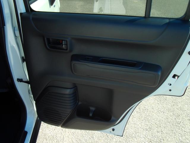 ハスラー ＨＹＢＲＩＤ　Ｇターボ　３型　オートライト　プッシュスタート　シートヒーター　オートエアコン　スズキセーフティーサポート　衝突被害軽減システム　アイドリングストップ　横滑り防止機能（24枚目）