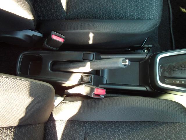 スイフト ＸＧ　２型　オートライト　プッシュスタート　シートヒーター　オートエアコン　衝突安全ボディ（15枚目）