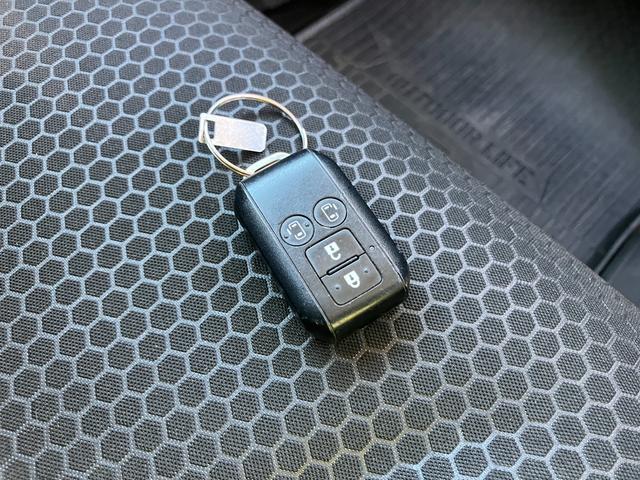 スペーシアギア ギア　ＨＹＢＲＩＤ　ＸＺ　２型　８インチナビ・全方位カメラ・３Ｄビュー・フロントドライブレコーダー・アダプティブクルーズコントロール・スリムサーキュレーター・リアドア両側電動スライドドア・ルーフレール・ＬＥＤヘッドランプ（16枚目）