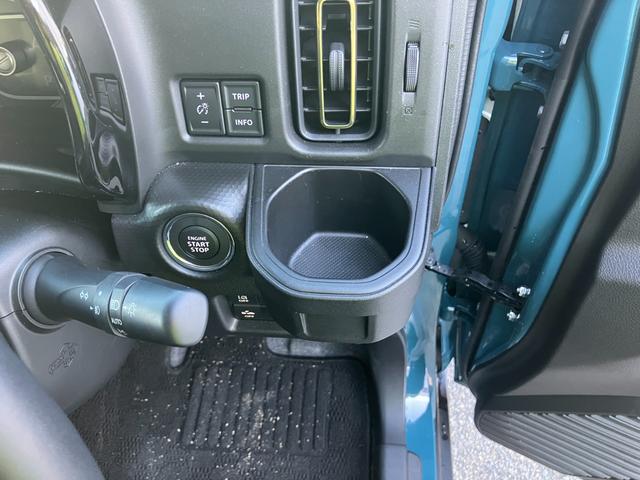 ハスラー ＨＹＢＲＩＤ　Ｘ　３型　９インチナビ・全方位カメラ・３Ｄビュー・ＬＥＤヘッドランプ・フロントフォグランプ・アルミホイール・シートヒーター・リアパーキングセンサー・キーレスプッシュスタートシステム（50枚目）