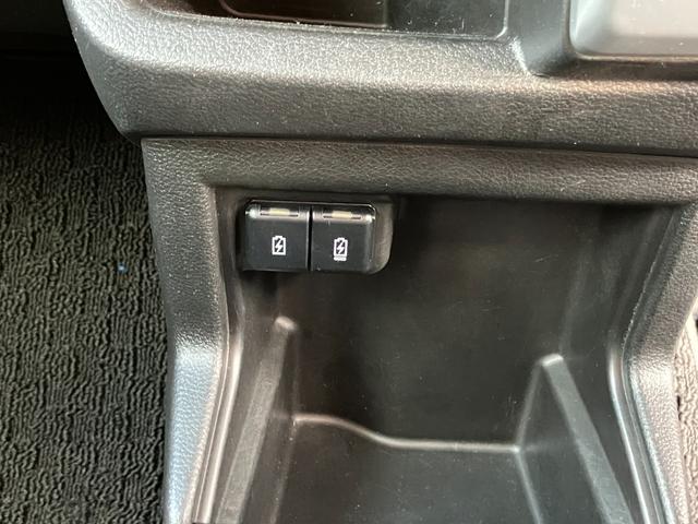 �X�}�z�̏[�d��J�[�A�N�Z�T���[�ւ̋��d�Ȃǂɕ֗��Ȃt�r�a�\�P�b�g�𑕔��I