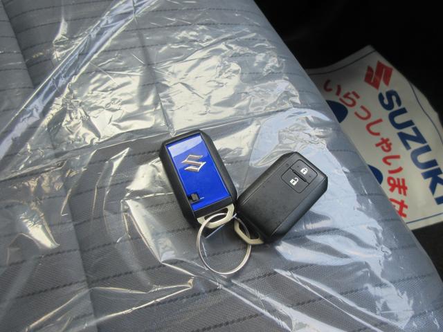 ソリオ HYBRID MG 4WD 衝突被害軽減B 両側SD ACC オートライト プッシュスタート オートエアコン アイドリングストップ 横滑り防止機能 衝突安全ボディ 盗難防止システム(20枚目)