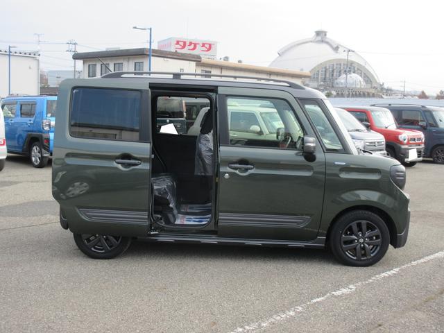 スペーシアギア ＨＹＢＲＩＤ　ＸＺターボ　４ＷＤ　全方位カメラ付ナビ　ＬＥＤ　オートライト　プッシュスタート　シートヒーター　オートエアコン　アイドリングストップ　横滑り防止機能　衝突安全ボディ　盗難防止システム　衝突被害軽減システム（9枚目）