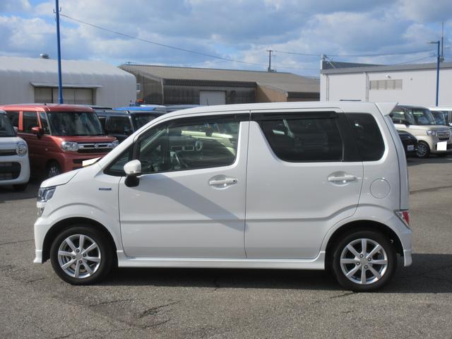 ワゴンＲ ＨＹＢＲＩＤ　ＦＺ　４ＷＤ　バックカメラ付ナビ　衝突軽減Ｂ　ＬＥＤ　オートライト　プッシュスタート　シートヒーター　オートエアコン　アイドリングストップ　横滑り防止機能　衝突安全ボディ　盗難防止システム（26枚目）