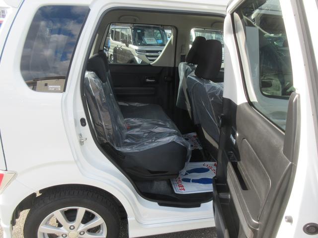 ワゴンＲ ＨＹＢＲＩＤ　ＦＺ　４ＷＤ　バックカメラ付ナビ　衝突軽減Ｂ　ＬＥＤ　オートライト　プッシュスタート　シートヒーター　オートエアコン　アイドリングストップ　横滑り防止機能　衝突安全ボディ　盗難防止システム（35枚目）