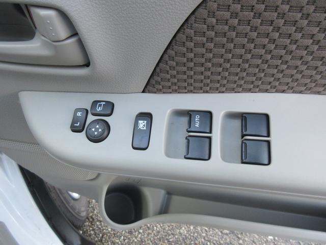 エブリイ ＪＯＩＮ　ＰＴ４ＷＤ　５ＭＴ　ディスプレイオーディオ　ｌｅｄ　バックカメラ　オートライト　スライドドア　横滑り防止機能　衝突安全ボディ　盗難防止システム　衝突被害軽減システム（17枚目）