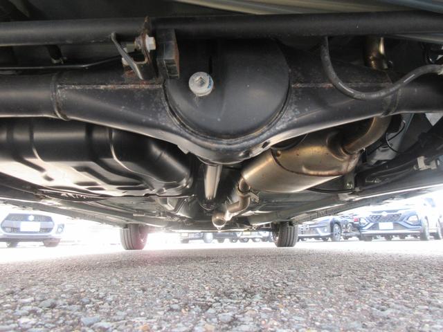 スペーシアギア ＨＹＢＲＩＤ　ＸＺターボ　４ＷＤ　全方位カメラ付ナビ　ＬＥＤ　オートライト　両側スライドドア　プッシュスタート　オートエアコン　シートヒーター　アイドリングストップ　横滑り防止機能　衝突安全ボディ　盗難防止システム（47枚目）