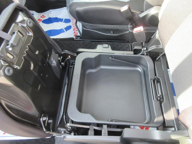 クロスビー ＨＹＢＲＩＤ　ＭＺ　４ＷＤ　全方位カメラ付ナビ　ドラレコ　オートライト　プッシュスタート　シートヒーター　オートエアコン　アイドリングストップ　横滑り防止機能　衝突安全ボディ　盗難防止システム　ＥＴＣ（30枚目）