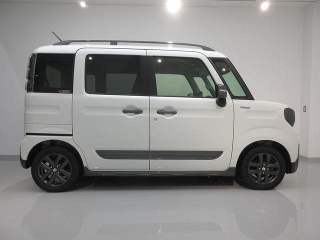 スペーシアギア HYBRID XZ 4WD 衝突軽減B オートライト スライドドア プッシュスタート シートヒーター オートエアコン 禁煙車 アイドリングストップ 横滑り防止機能 衝突安全ボディ スズキセーフティーサポート 盗難防止システム(21枚目)