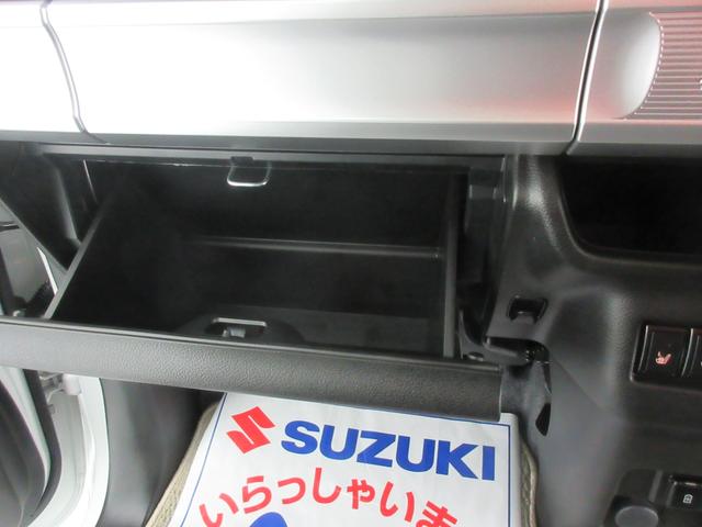 スペーシアギア HYBRID XZ 4WD 衝突軽減B オートライト スライドドア プッシュスタート シートヒーター オートエアコン 禁煙車 アイドリングストップ 横滑り防止機能 衝突安全ボディ スズキセーフティーサポート 盗難防止システム(32枚目)